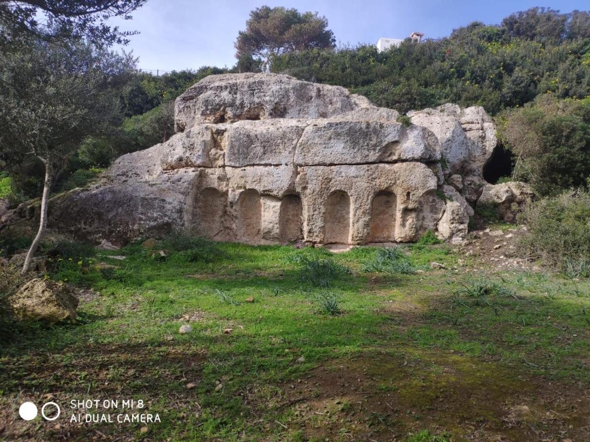 Villas Las Alondras Cala'n Forcat Exteriér fotografie